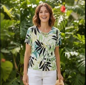 Alfred Dunner Green Leaf Embellished Lace Short Sleeve Top Sz PXL